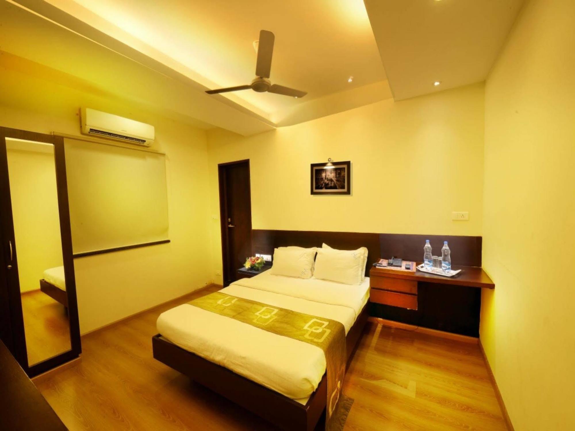 Capital O 64773 Horizon Heights Serviced Apartments Coimbatore Exterior foto
